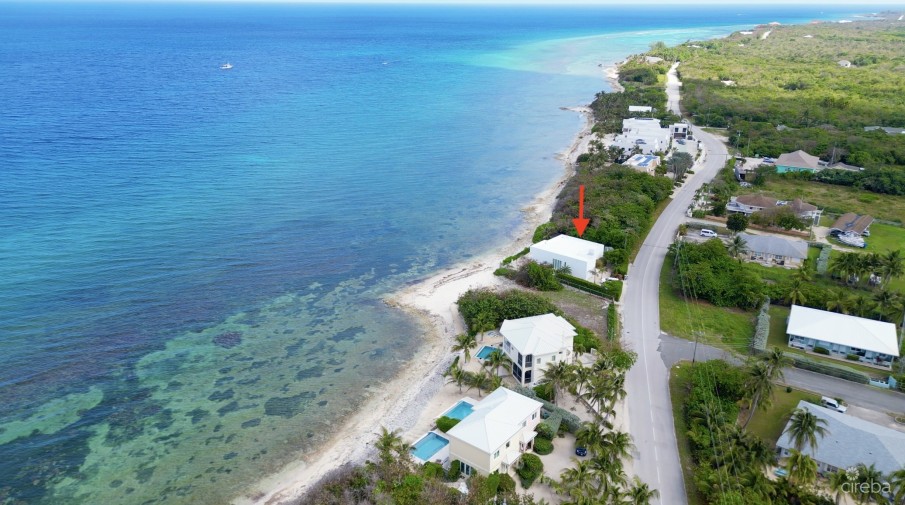 SEASIDE HIDEAWAY - FULLY RENOVATED BEACHFRONT GEM - Image 22