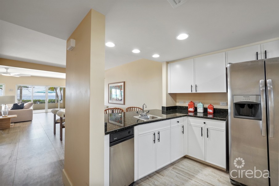 SEVEN MILE BEACHFRONT  CONDO, CAYMAN CLUB - Image 21