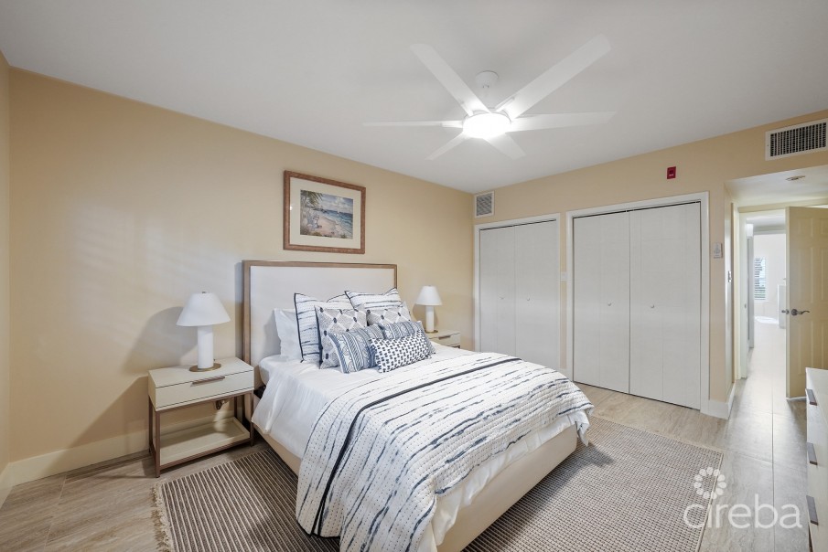 SEVEN MILE BEACHFRONT  CONDO, CAYMAN CLUB - Image 30