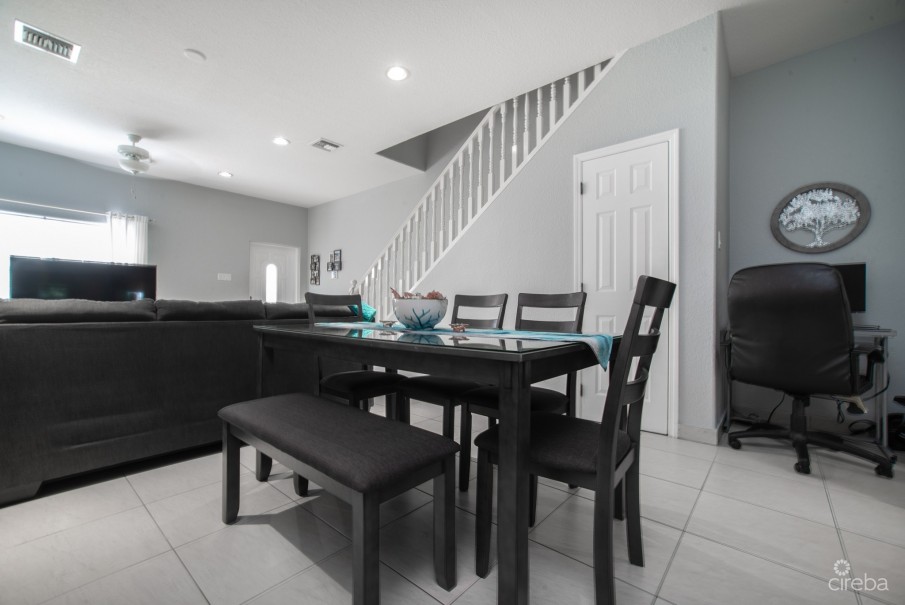 SHERIEFES GARDEN TOWNHOUSE - Image 3
