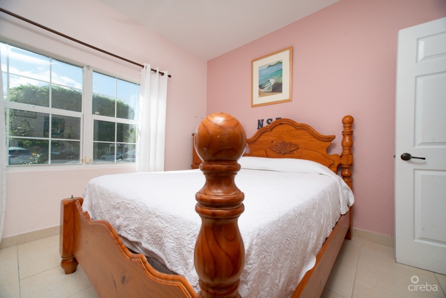 SHERIEFES GARDEN TOWNHOUSE - Image 8