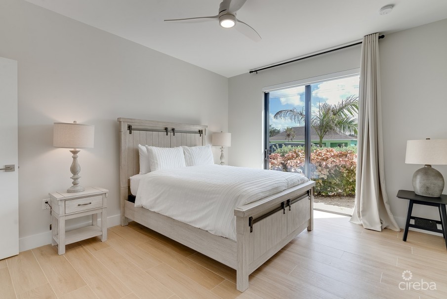 SILVER REEF RESIDENCES UNIT 1 - Image 12