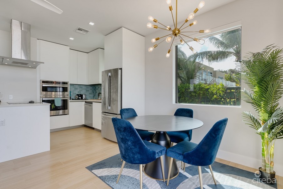 SILVER REEF RESIDENCES UNIT 1 - Image 2