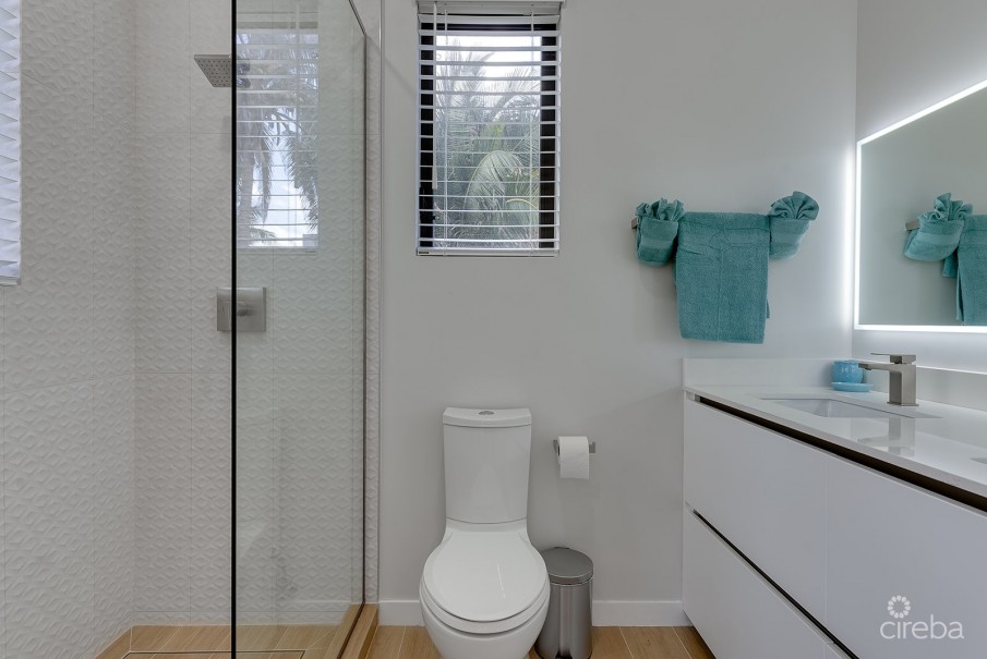 SILVER REEF RESIDENCES UNIT 1 - Image 16