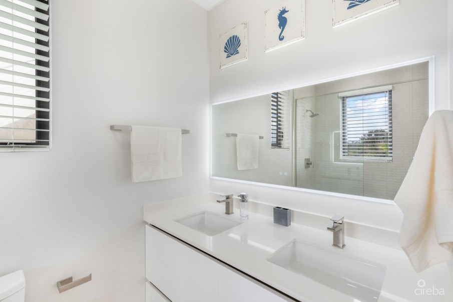 SILVER REEF RESIDENCES UNIT 3 - Image 14