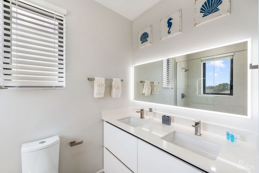 SILVER REEF RESIDENCES UNIT 4 - Image 18