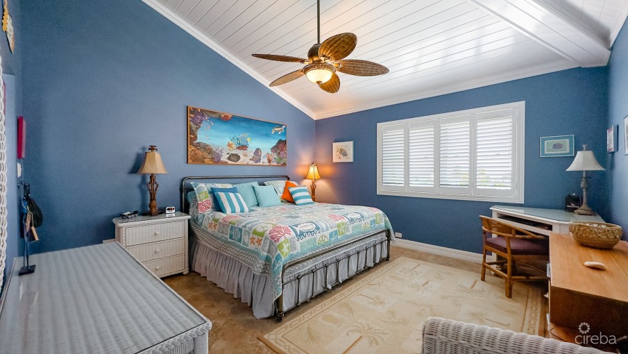 SILVER SANDS CONDO SEVEN MILE BEACH - Image 7