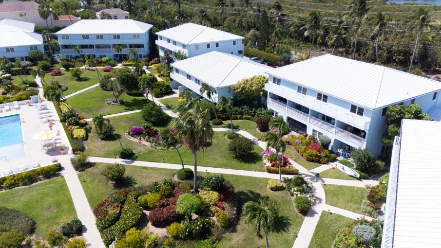 SILVER SANDS CONDO SEVEN MILE BEACH - Image 15