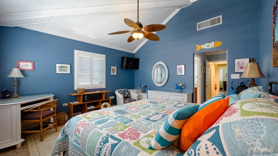 SILVER SANDS CONDO SEVEN MILE BEACH - Image 6