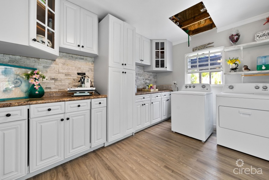 SINGLE FAMILY GEM IN NORTH SOUND ESTATES - Image 21