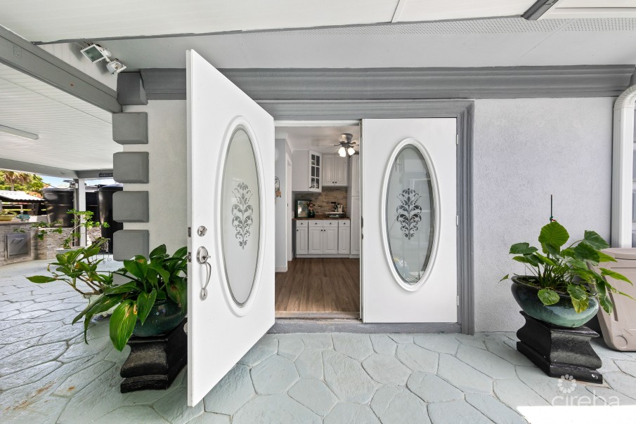 SINGLE FAMILY GEM IN NORTH SOUND ESTATES - Image 20