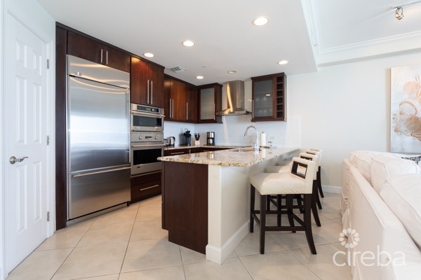 SOUTH BAY BEACH CLUB, 3BR CONDO WITH  PARKING SPACE - Image 1