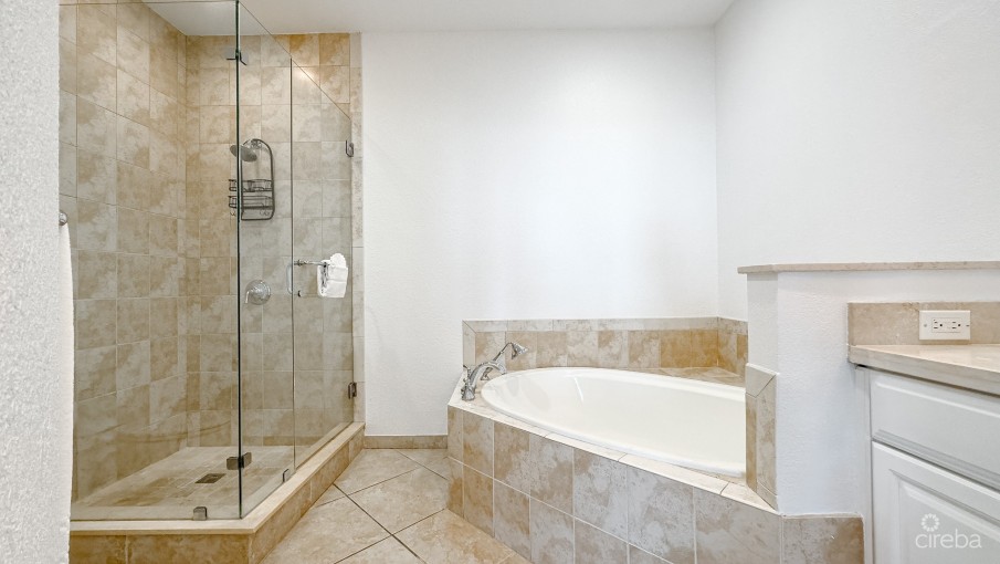 SOUTH BAY BEACH CLUB PENTHOUSE - Image 15