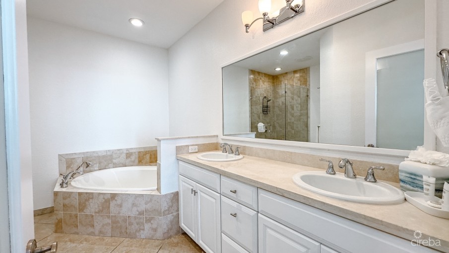 SOUTH BAY BEACH CLUB PENTHOUSE - Image 13