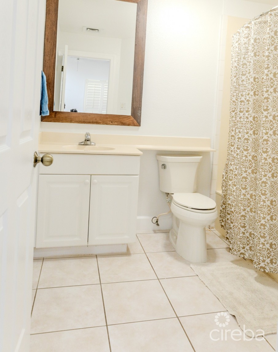 SOUTH CHURCH STREET COURT, UNIT 9 - Image 3