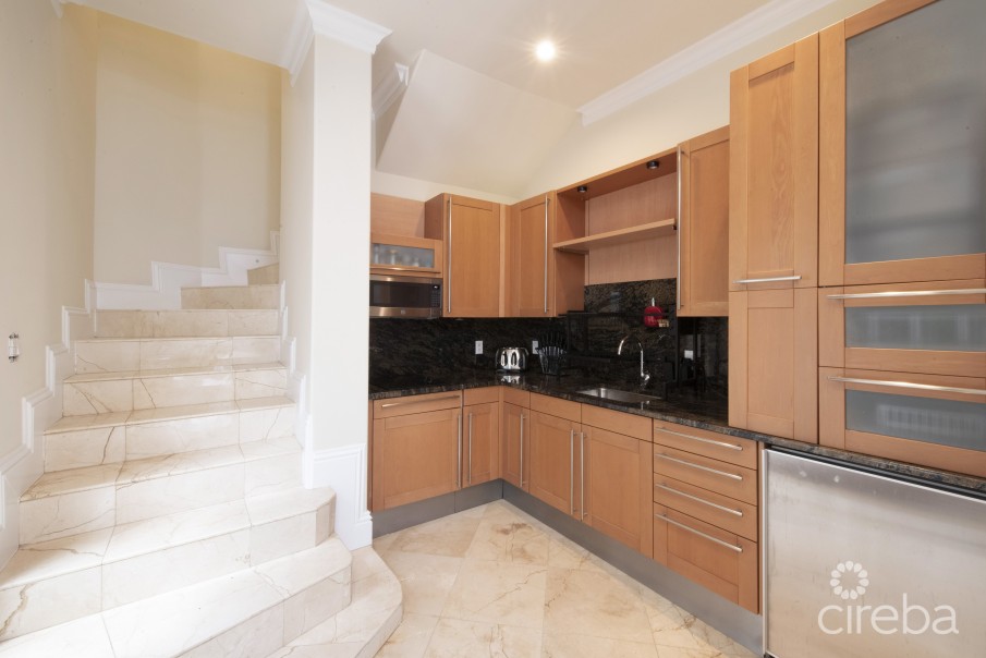 SOUTH SOUND ESTATE - Image 32