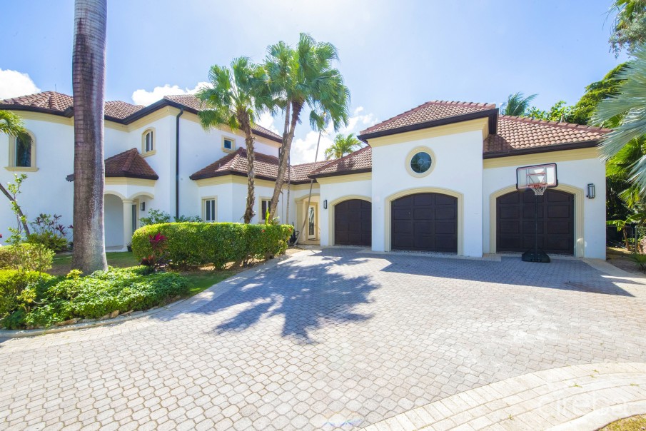 SOUTH SOUND ESTATE - Image 39