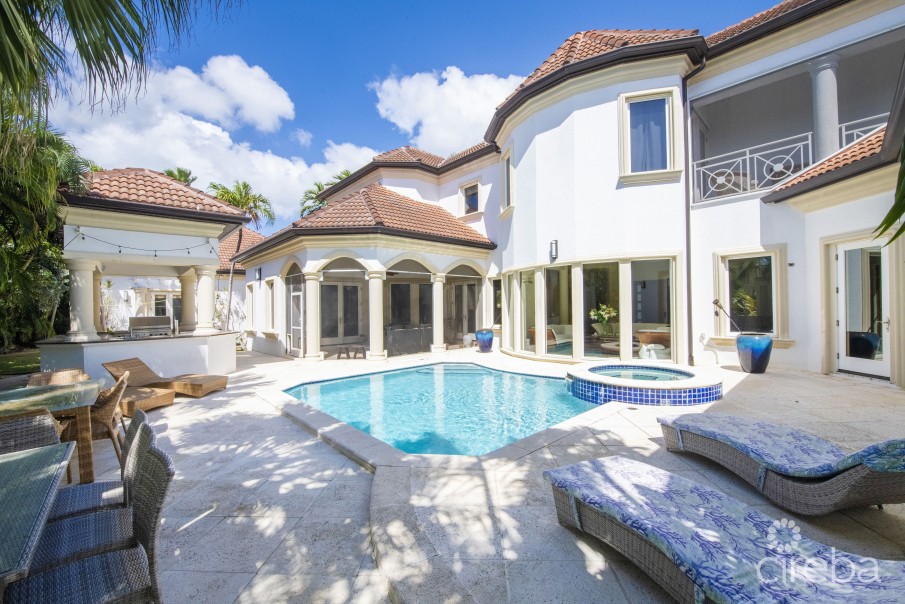 SOUTH SOUND ESTATE - Image 37