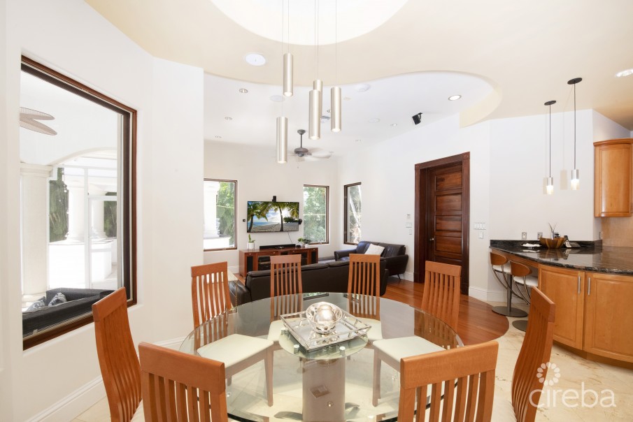 SOUTH SOUND ESTATE - Image 7