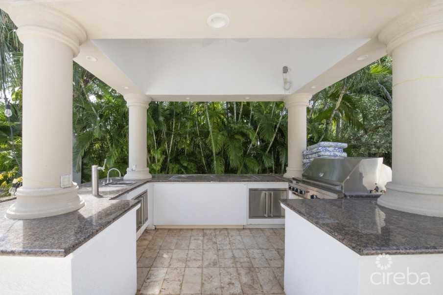 SOUTH SOUND ESTATE - Image 36