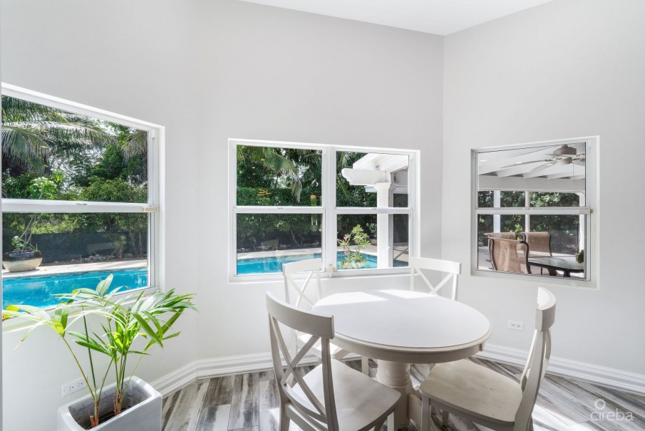 SOUTH SOUND FAMILY HOME (0.45 ACRE LOT) - Image 14