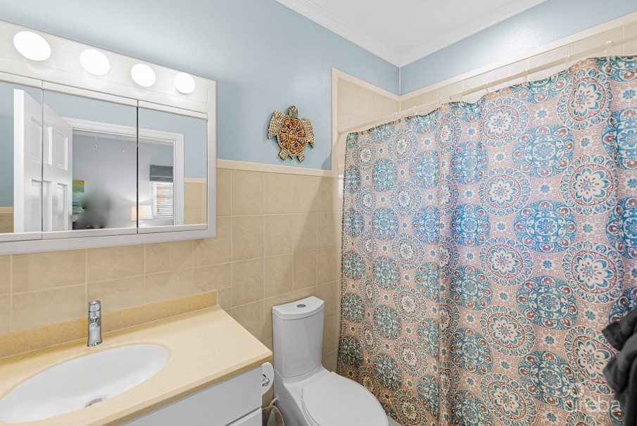 SPACIOUS OCEANFRONT CONDO WITH STUNNING VIEWS - NORTHERN LIGHTS #6 - Image 34