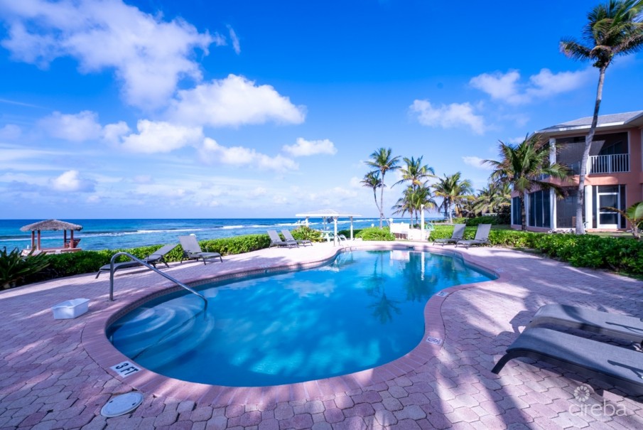 SPACIOUS OCEANFRONT CONDO WITH STUNNING VIEWS - NORTHERN LIGHTS #6 - Image 11