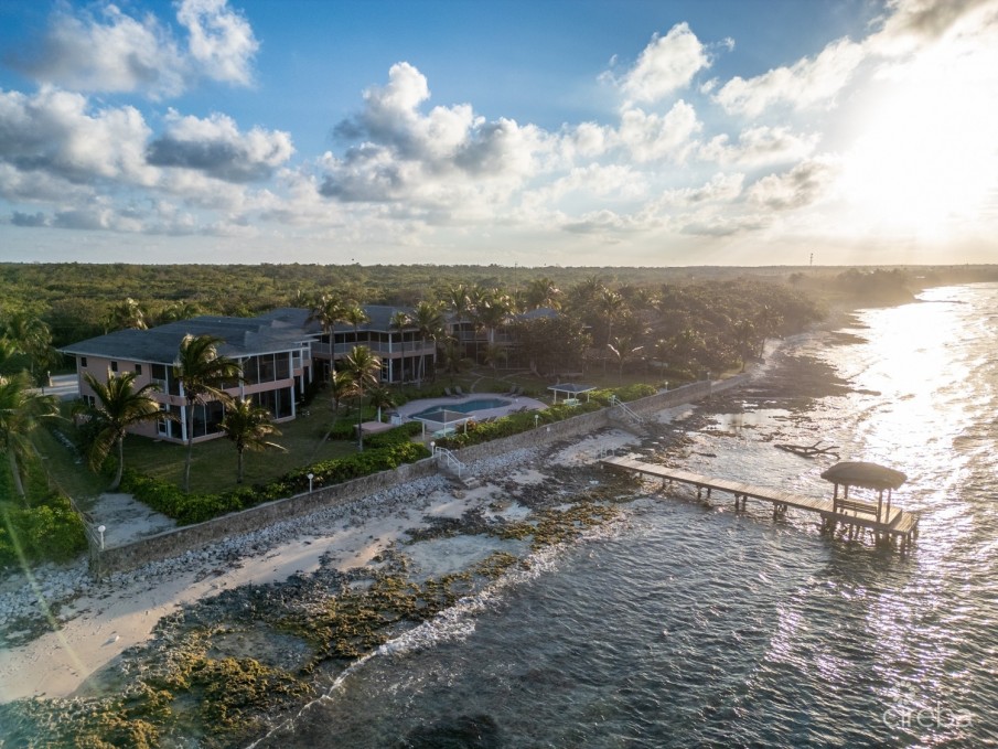 SPACIOUS OCEANFRONT CONDO WITH STUNNING VIEWS - NORTHERN LIGHTS #6 - Image 1