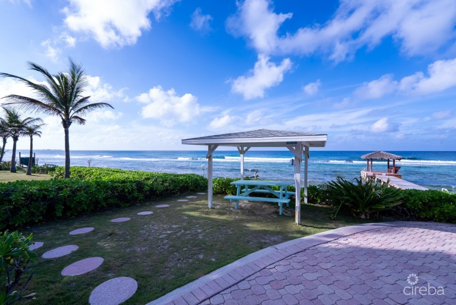 SPACIOUS OCEANFRONT CONDO WITH STUNNING VIEWS - NORTHERN LIGHTS #6 - Image 7