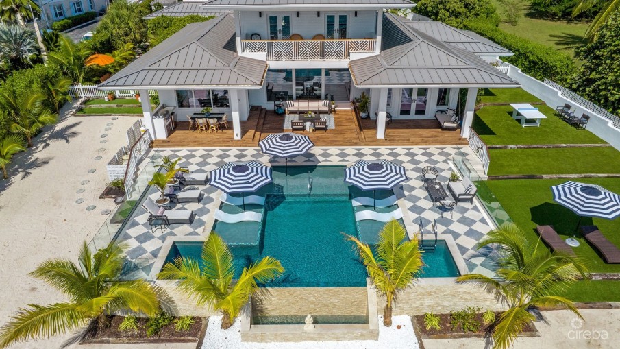 SPOTTS BEACH COTTAGE - Image 1
