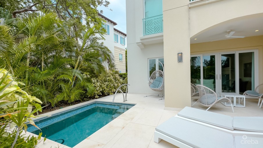 STONE ISLAND RESIDENCE YACHT CLUB - Image 15