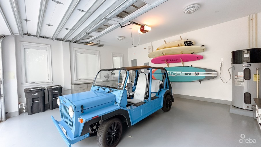 STONE ISLAND RESIDENCE YACHT CLUB - Image 17