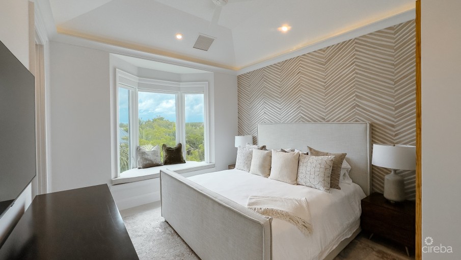 STONE ISLAND RESIDENCE YACHT CLUB - Image 10