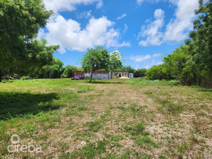SUNNYFIELD DRIVE - 3 AWESOME ACRES! - Image 2