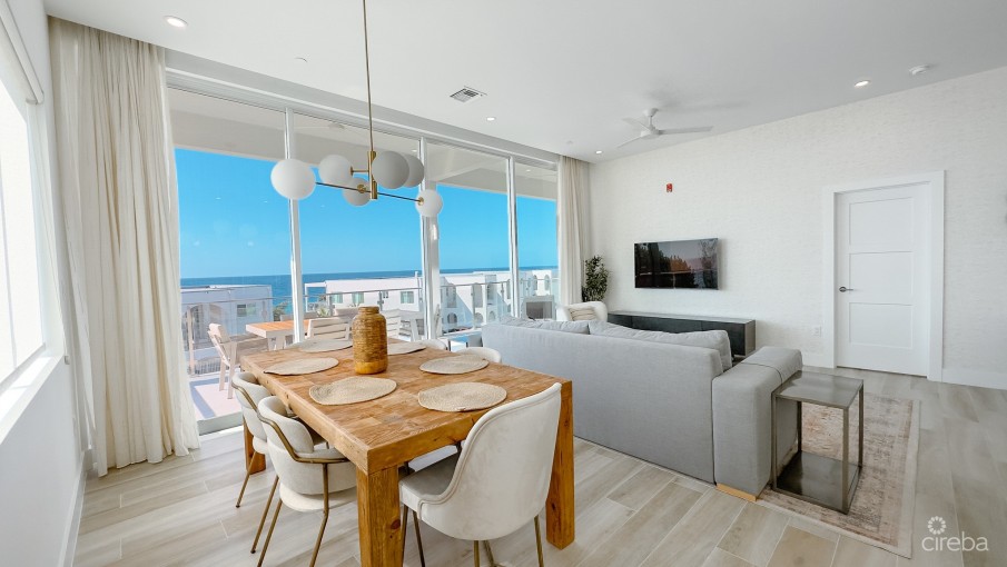 SUNSET POINT END UNIT WEST BAY - Image 11