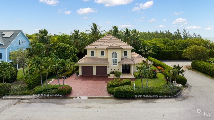 THE BOULEVARD | 44 CONCH DRIVE | EXECUTIVE HOME - Image 3