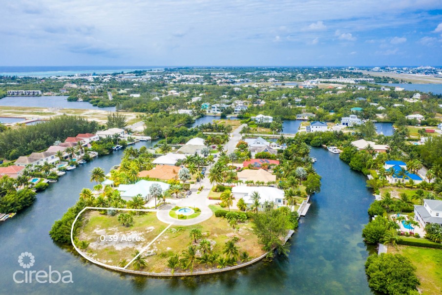 THE ISLAND 0.39 ACRES, CANAL FRONT - Image 3