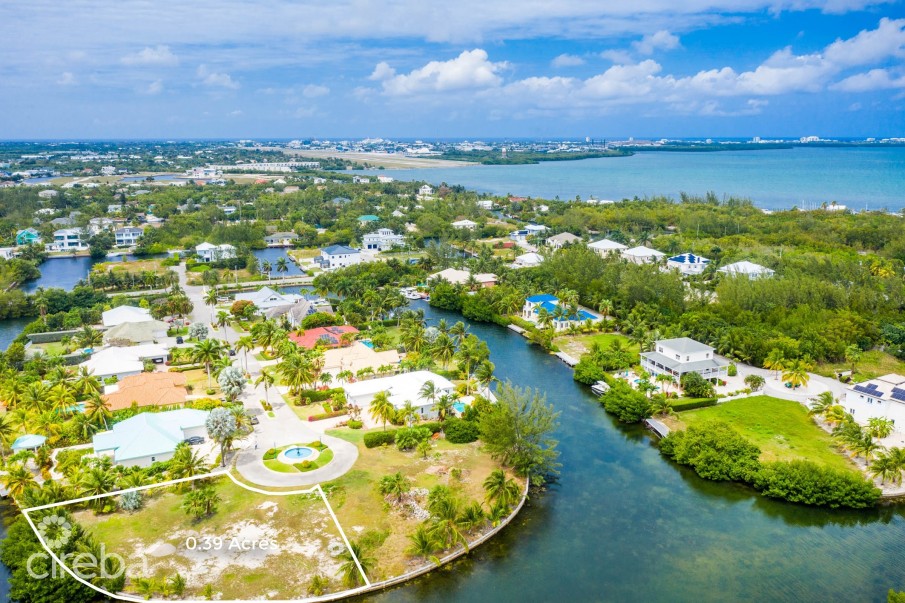 THE ISLAND 0.39 ACRES, CANAL FRONT - Image 4