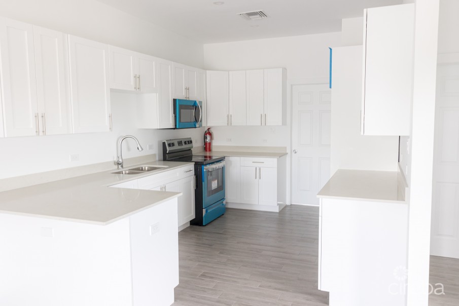 THE LANDING - SPOTTS - 2 BED ROOM PLUS DEN -  GROUND FLOOR CONDO - Image 1
