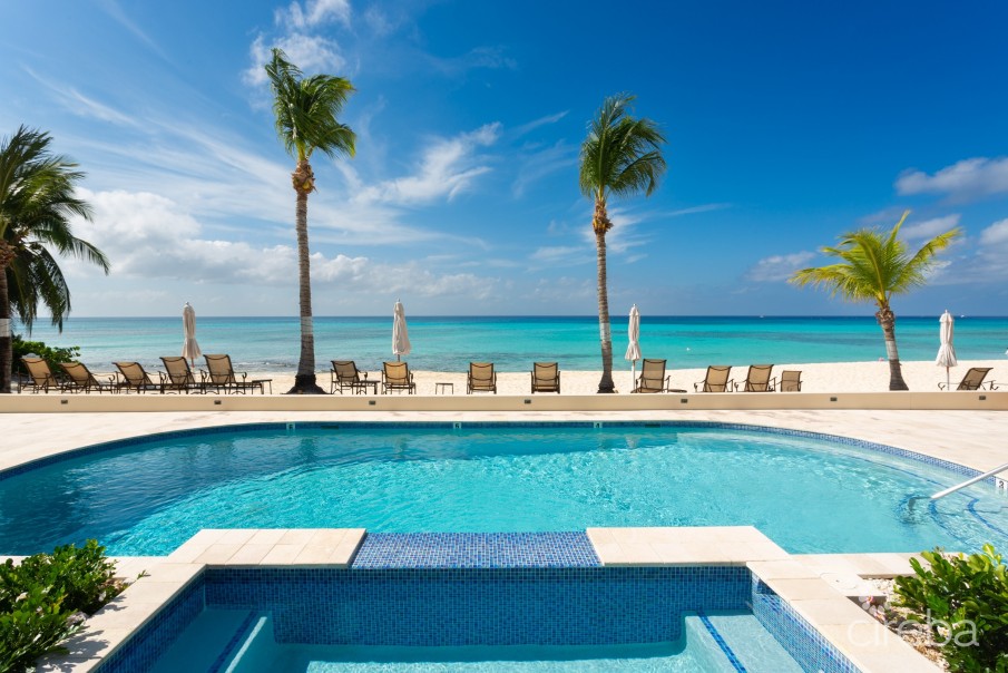 THE PALMS 14, SEVEN MILE BEACH PENTHOUSE - Image 3