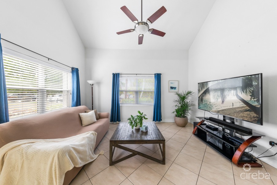 THE PALMS 5, PATRICK'S ISLAND TOWNHOME - Image 3