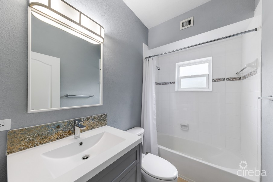 THE PALMS 5, PATRICK'S ISLAND TOWNHOME - Image 10