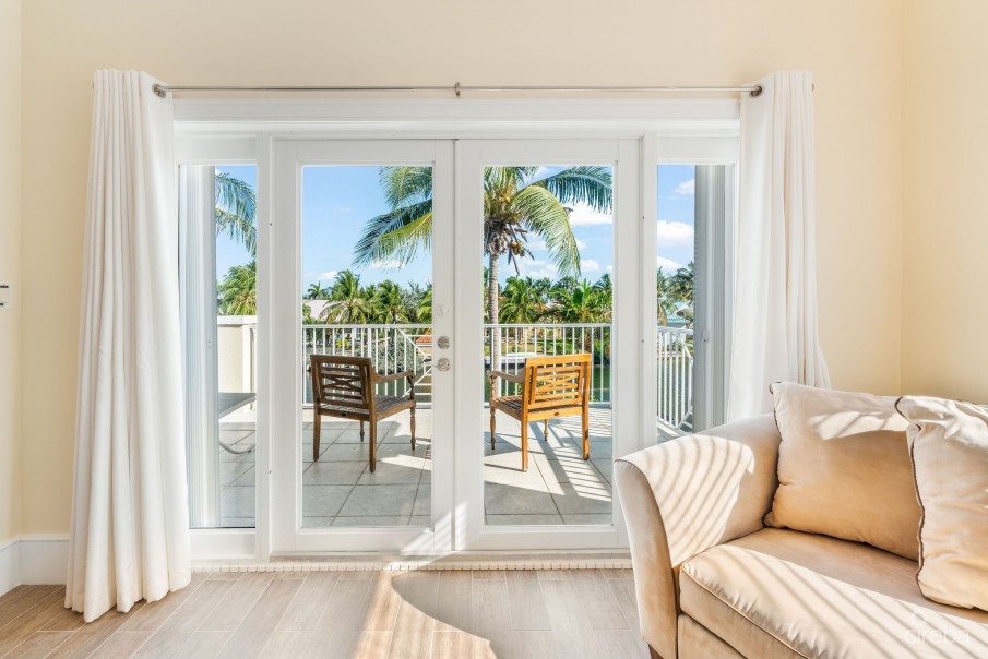 THE POINT AT PARADISE COVE - Image 8