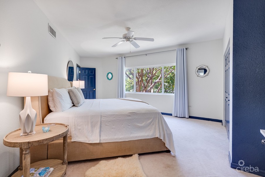 THE RETREAT AT RUM POINT - Image 2