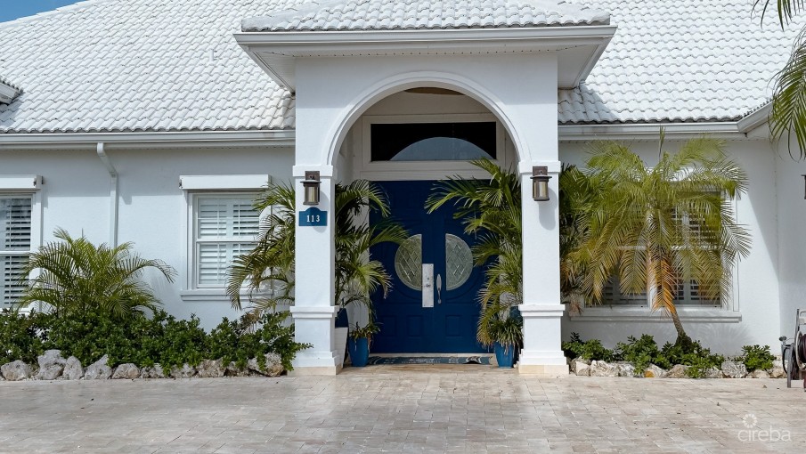 THE SHORES FAMILY HOME - Image 2