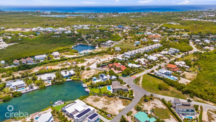 THE SHORES WATER FRONT LOT 0.42 ACRES - Image 4
