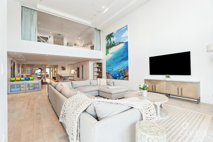 TIDES 4-BED BEACHFRONT CONDO WITH OVERSIZED TERRACE - Image 4