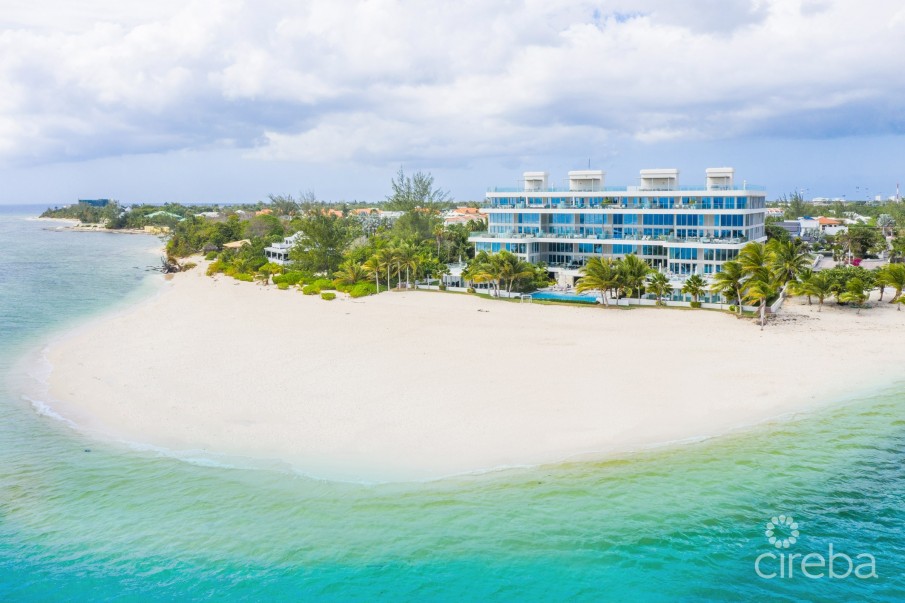 TIDES 4-BED BEACHFRONT CONDO WITH OVERSIZED TERRACE - Image 25