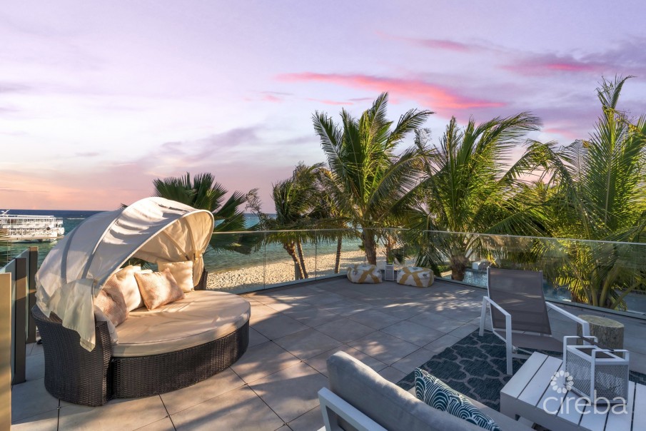 TIDES 4-BED BEACHFRONT CONDO WITH OVERSIZED TERRACE - Image 22