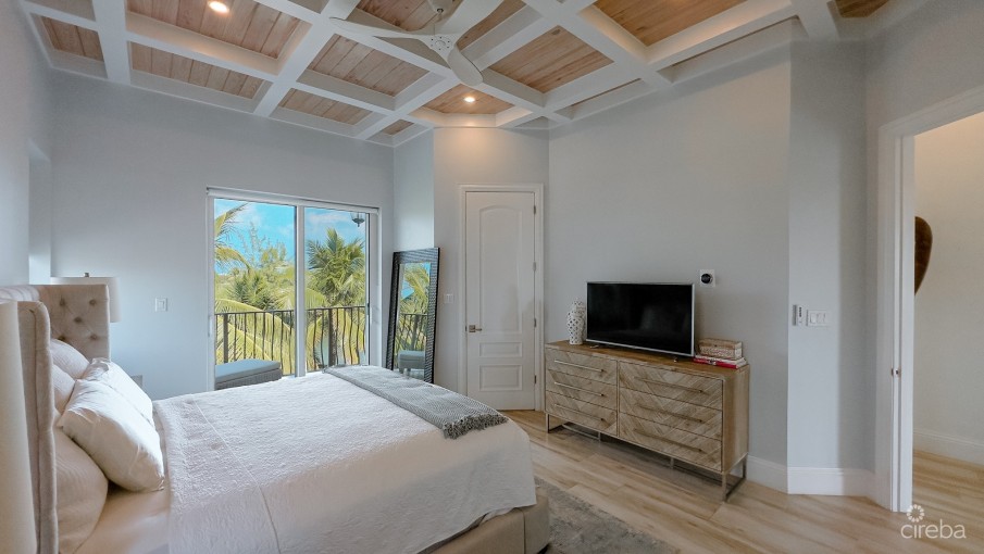TURNBERRY VILLAS, CRYSTAL HARBOUR - Image 8